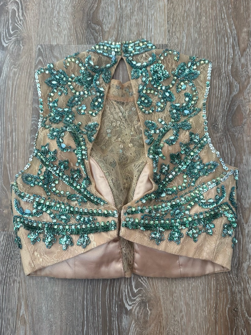 Sherri Hill Green Sequin Appliqué Nude Mesh Mini Skirt - Picture 2 of 6